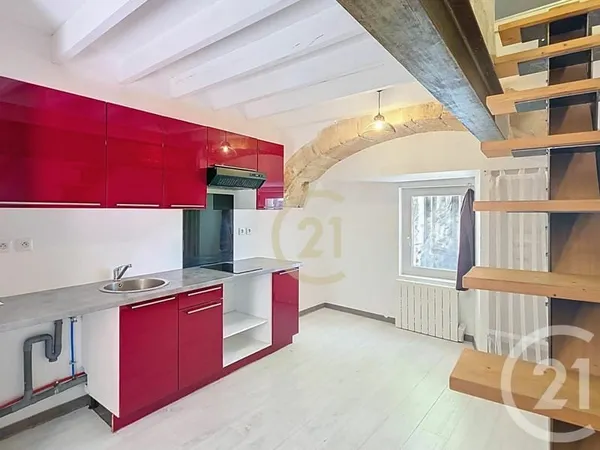 Immeuble 3 pièces 70 m²