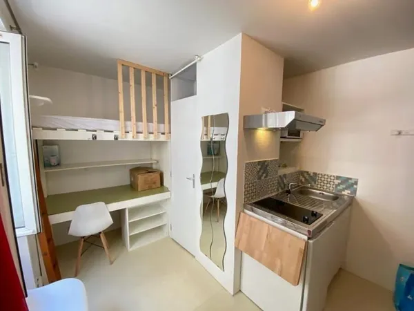 Appartement 2 pièces 9 m²
