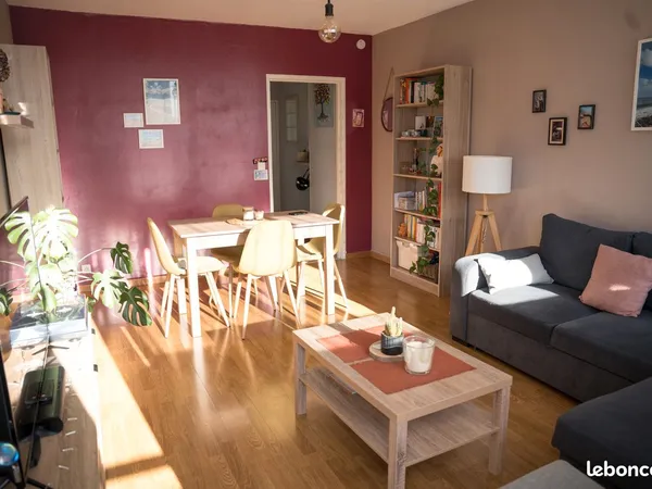 Appartement 2 pièces 45m², proche Campus 1