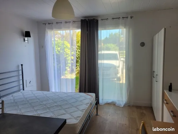 A louer studio meublé