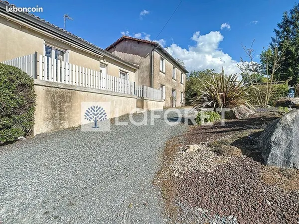 Maison 9 pièces 224 m²