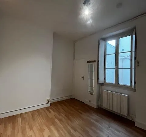 Appartement T1 - Ultra Centre - BC 1713