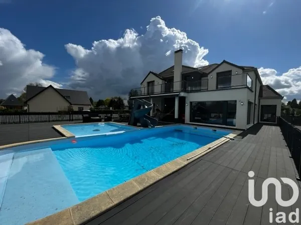 Maison 7 pièces 260 m²