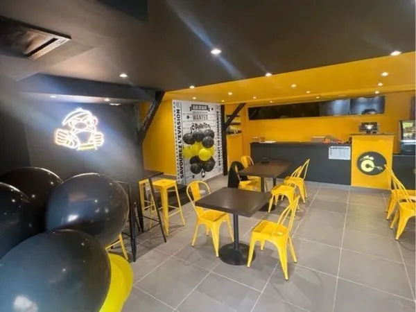 🍔 Snack à vendre - Opportunité rare avec logement inclus