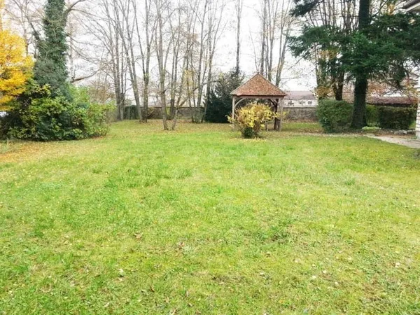 Maison 4 pièces 157 m²