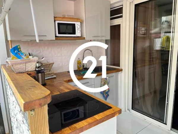 DUCOS, Appartement d'une pièce