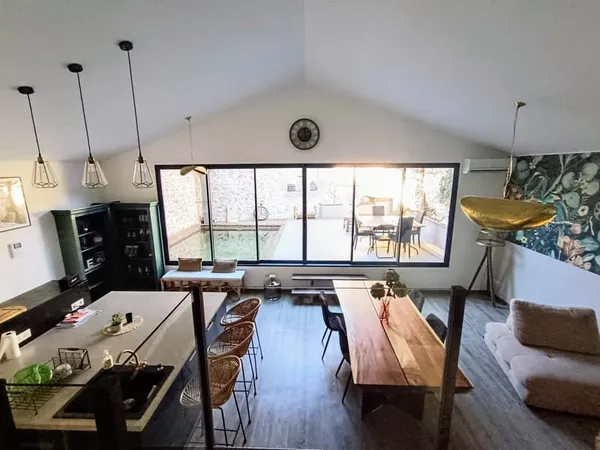 Vend Maison vigneronne en pierre 270m2 habitable, Appartemen
