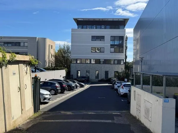 Bureaux 115 m²