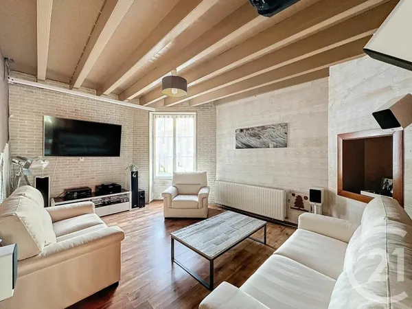 Maison 11 pièces 269 m²