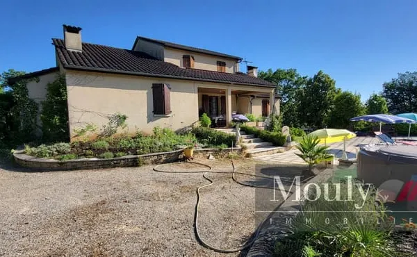 Maison Sur Point Dominant, Très Proche Cahors