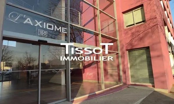 A vendre local commercial de 140m²