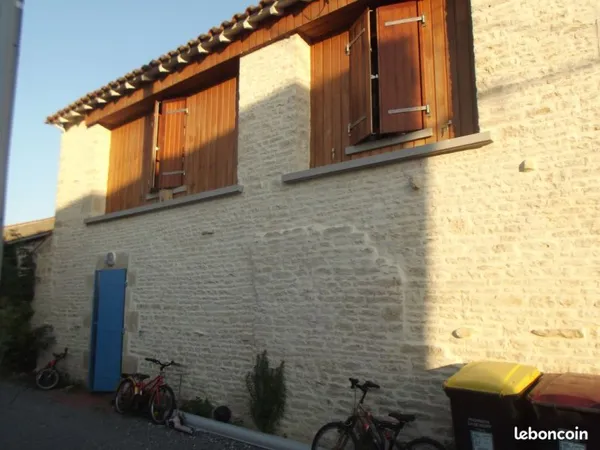 Particulier loue maison Arçais