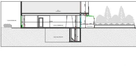 Local commercial 130 m²