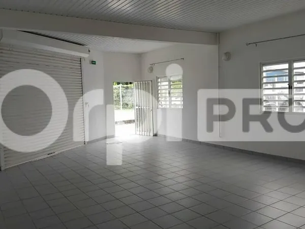 Bureaux 60 m²