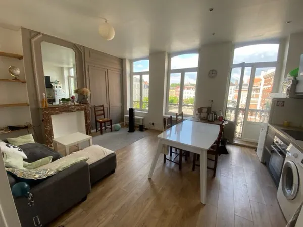 Propose chambre appartement 50m² à partir de juin 2025
