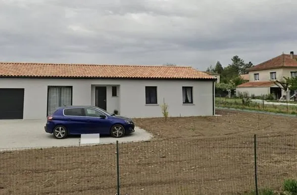 Location Maison 3 chambres de plain-pied avec garage - 2024 - Poêle à granulés