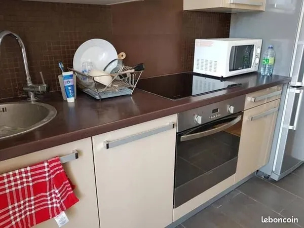 Coloc : Chambre en colocation à 3 minutes à pied à campus Porte d'Italie (Toulon)