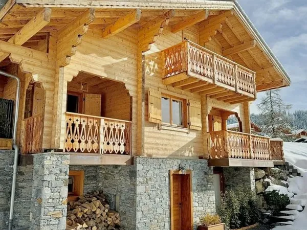 MAGNIFIQUE CHALET DE MONTAGNES ENTIEREMENT RENOVE AU GETS VUE IMPRENABLE
