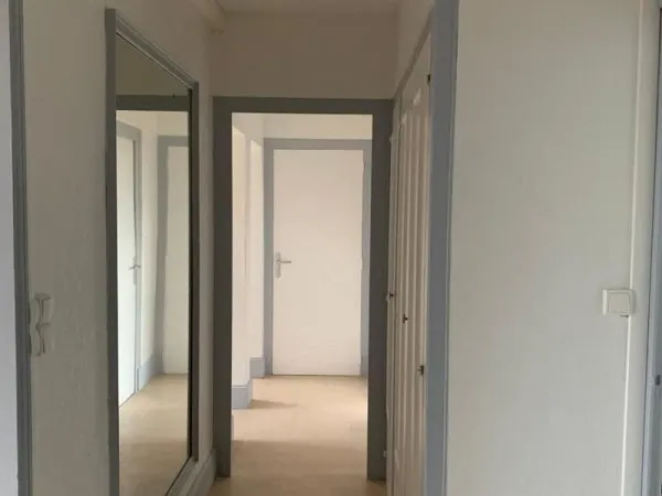 A LOUER ANGERS MONTESQUIEU - T4 RENOVE situé 41 rue ...