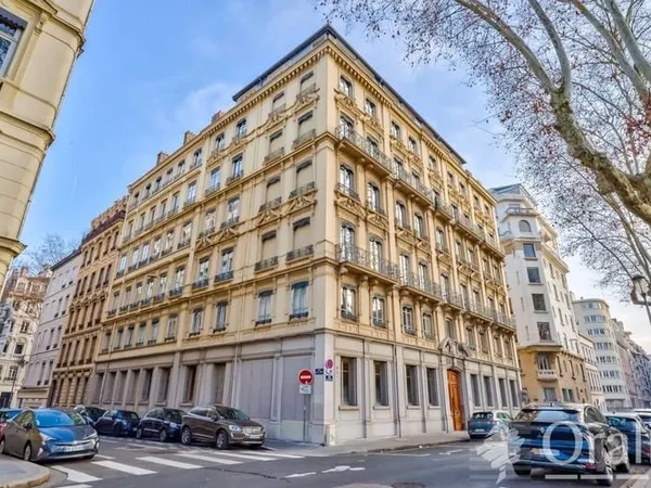 Appartement 6 pièces 123 m²