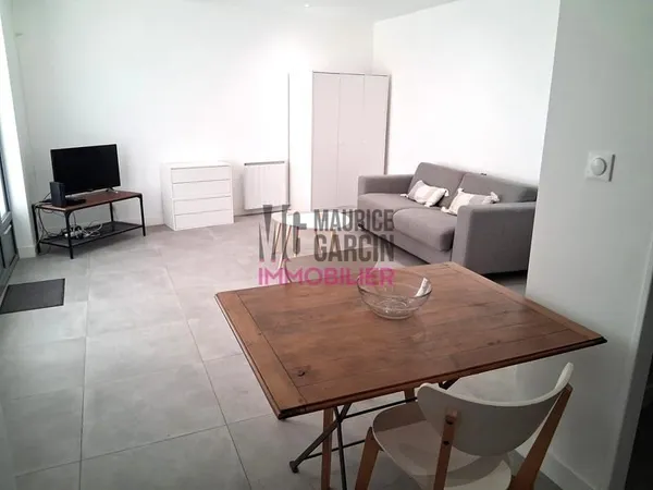 Studio 1 pièce 29 m²