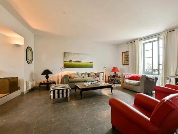 Charmant appartement avec vue sur le Duché