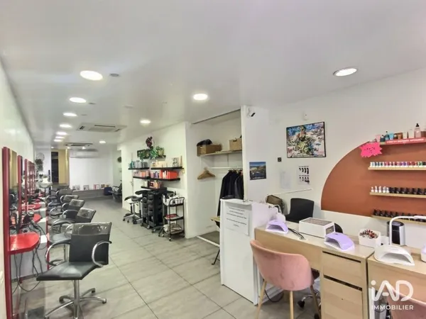 Fonds de commerce 65 m²