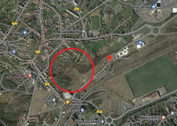 Terrain 464 m²