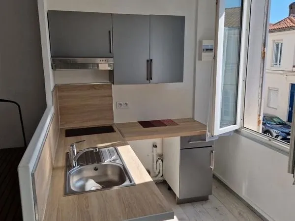 A louer appartement toutes charges comprises