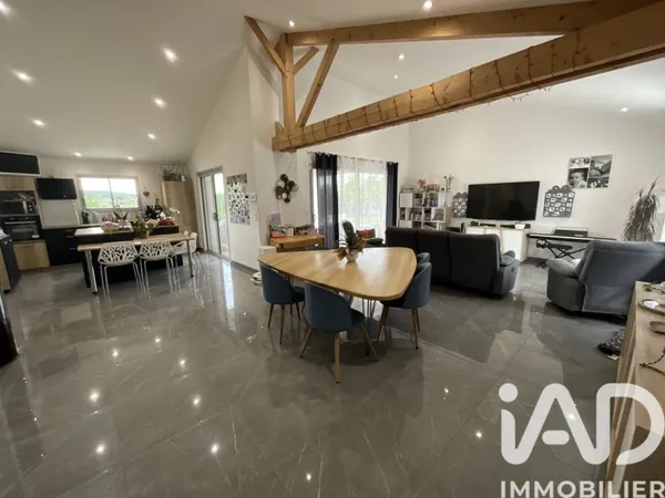 Maison 6 pièces 140 m²