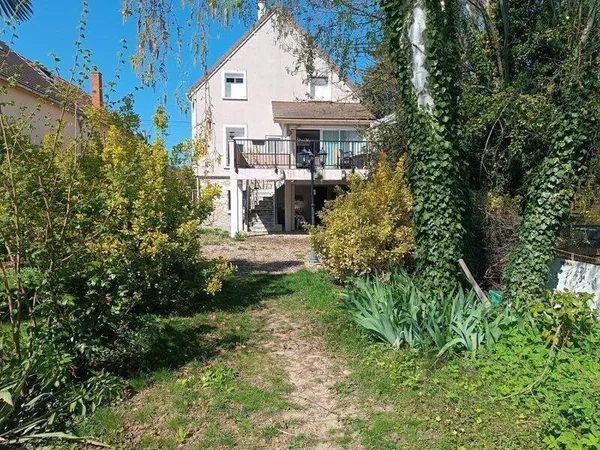 Maison 7 pièces 140 m²