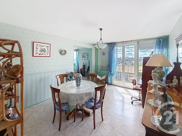Appartement 4 pièces 76 m²