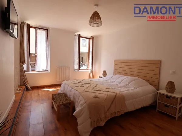 APPARTEMENT T2 MEUBLÉ - CENTRE-VILLE