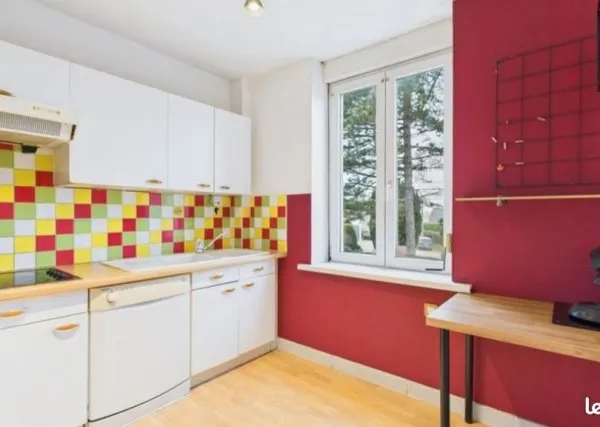 Bel appartement 2 chambres avec parking