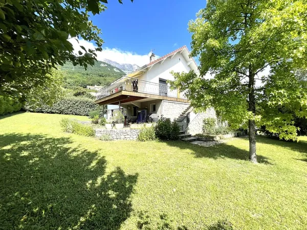 CLAIX MAISON DE CARACTERE 165 M2 - VUE PANORAMIQUE
