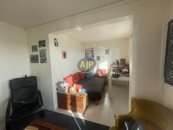 Appartement traversant 4 pièces 70,16m² dernier étage