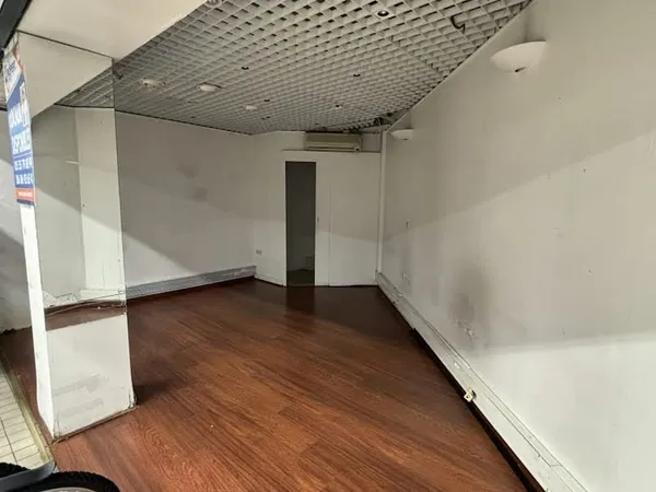 Local commercial 2 pièces 19 m²