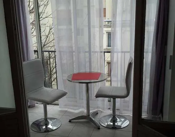 Studio 1 pièce 20 m²