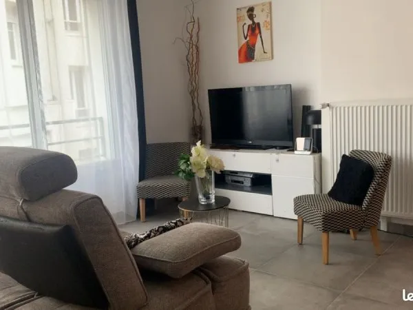 Type 3 recent avec garage centre ville reims