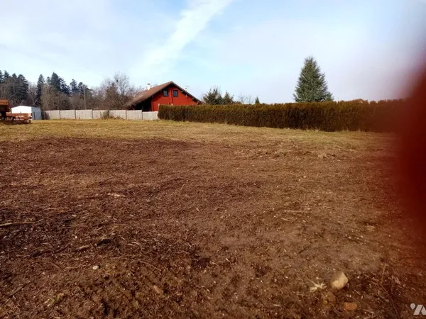 Terrain 2150 m²