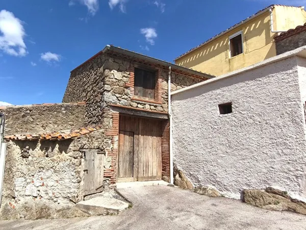 Maison 1 pièce 100 m²
