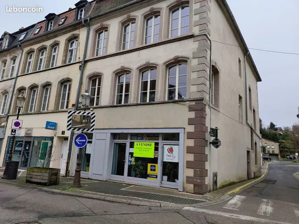 Local commercial 111 m² ST AVOLD