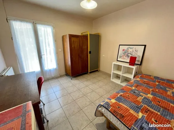 Location appartement meublé Nîmes