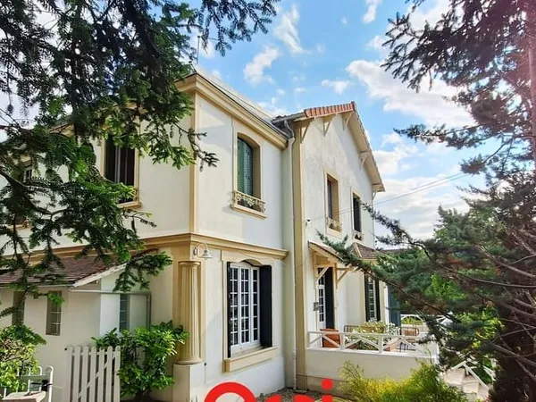 Maison 6 pièces 142 m²