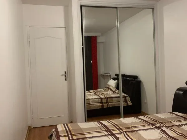 Colocation entre filles, Le Bourget 80m2