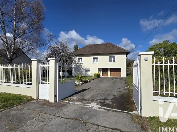 Maison 8 pièces 231 m²