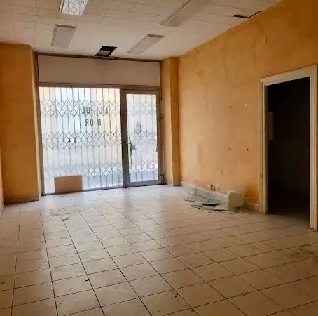 Local 60 m²