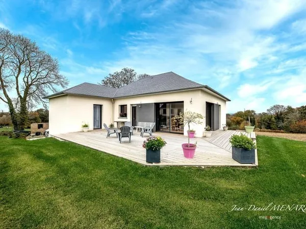 5 MN DE LA MER - MAISON T5 - TERRAIN DE 1558 m2