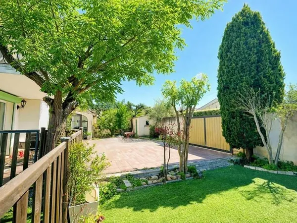 Maison Vente Villeneuve-lès-Avignon 6p 176m² 390000€