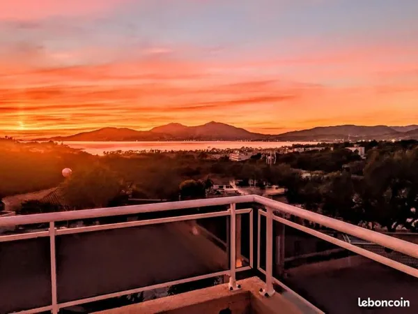Villa 5 pièces 243 m²
